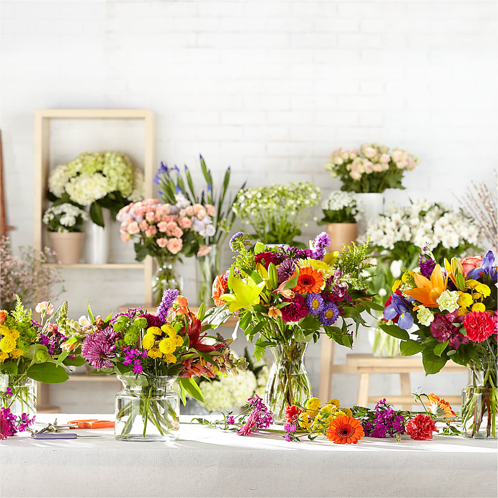 Bold & Bright – A Florist Original – Gutierrez Flowers, Sylmar CA