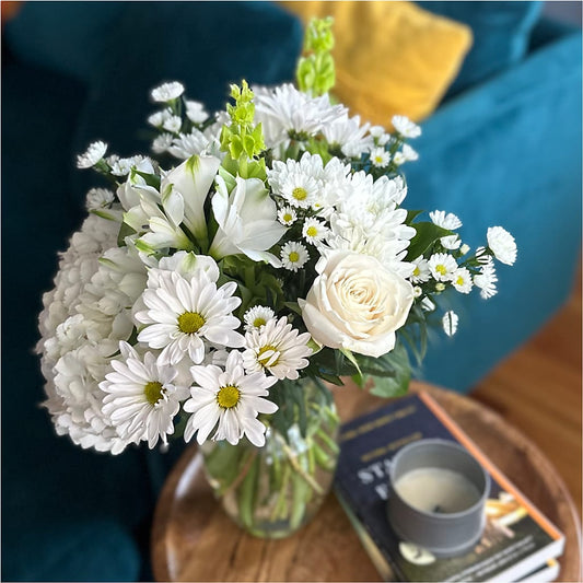 Classic Ivory – A Florist Original – Gutierrez Flowers, Sylmar CA