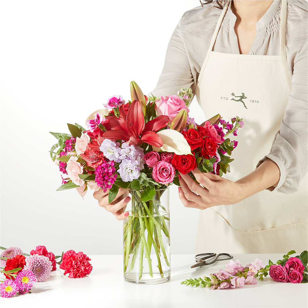 Swooning Over You - A Luxury Florist Original –  Gutierrez Flowers, Sylmar CA