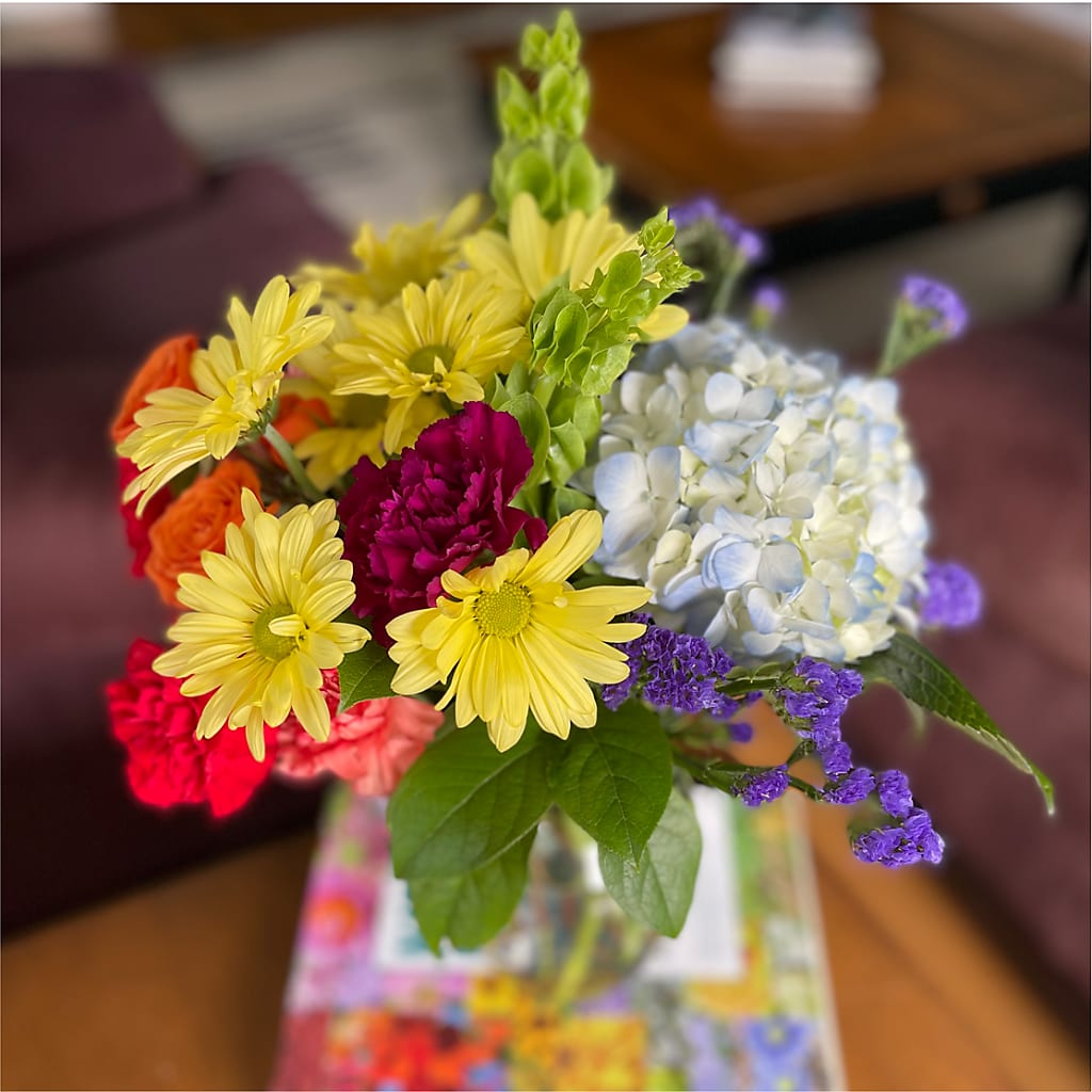 Summer Spectra - A Florist Original –  Gutierrez Flowers, Sylmar CA