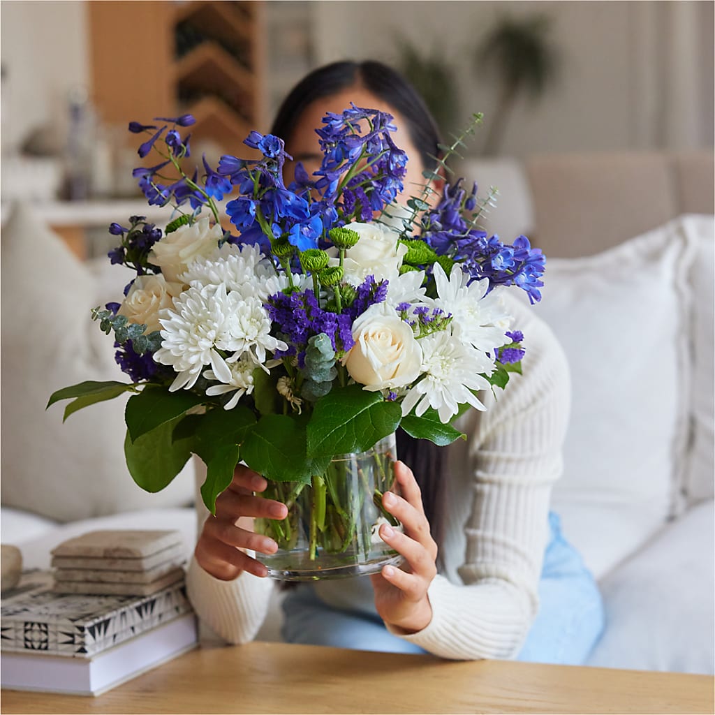Cerulean Waves Bouquet –  Gutierrez Flowers, Sylmar CA