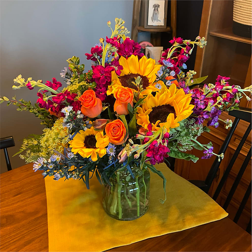 Rays of Life Bouquet –  Gutierrez Flowers, Sylmar CA
