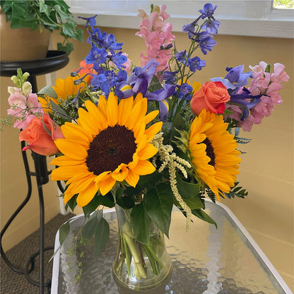Rays of Life Bouquet –  Gutierrez Flowers, Sylmar CA