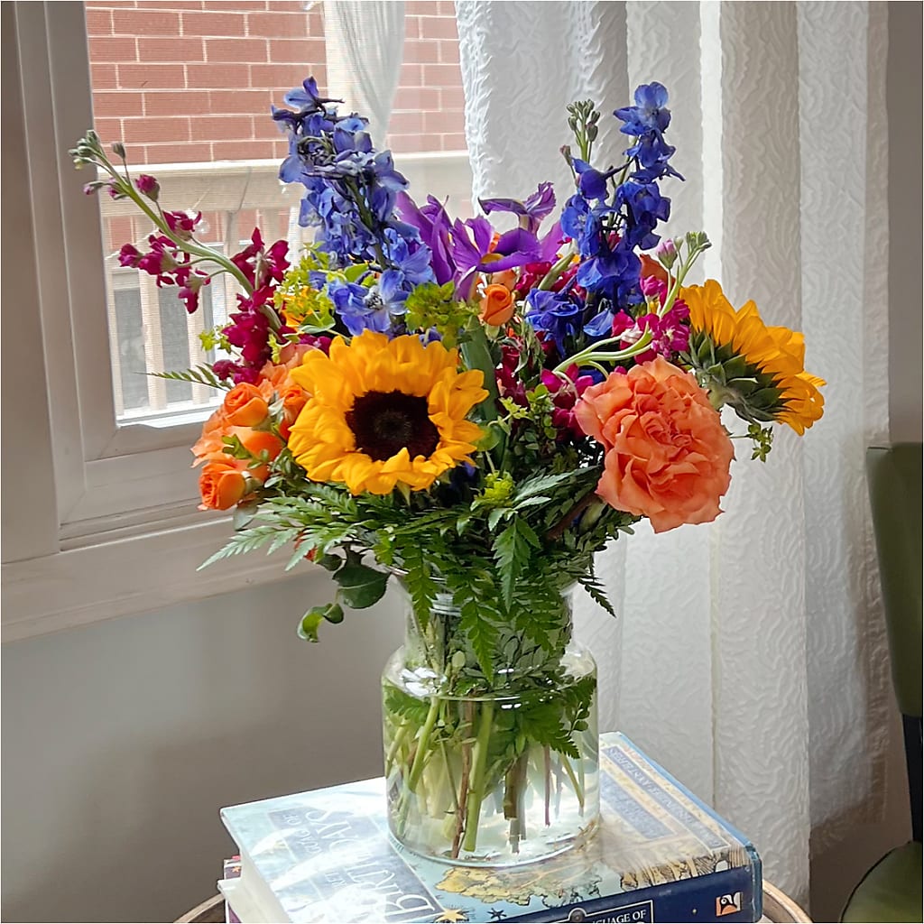 Rays of Life Bouquet –  Gutierrez Flowers, Sylmar CA