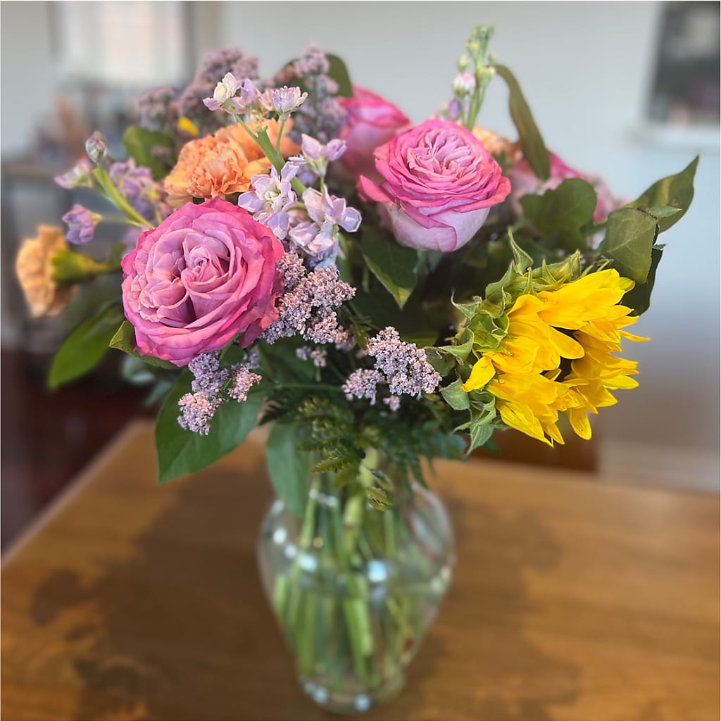 Yellow Brick Road Bouquet –  Gutierrez Flowers, Sylmar CA
