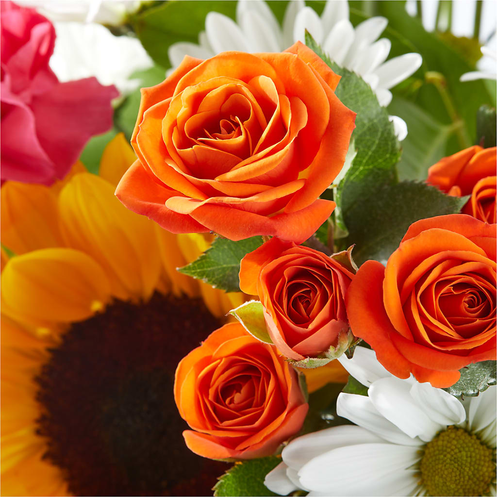 Sun-drenched Blooms Bouquet –  Gutierrez Flowers, Sylmar CA