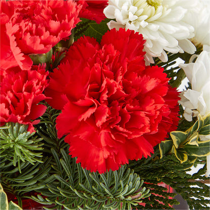 Christmas Market Bouquet –  Gutierrez Flowers, Sylmar CA