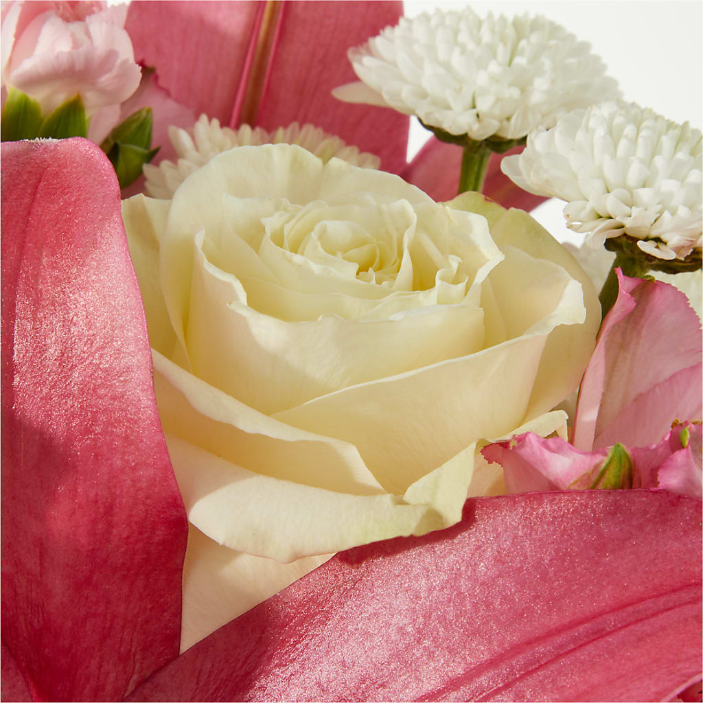 Piece of Cake Bouquet –  Gutierrez Flowers, Sylmar CA
