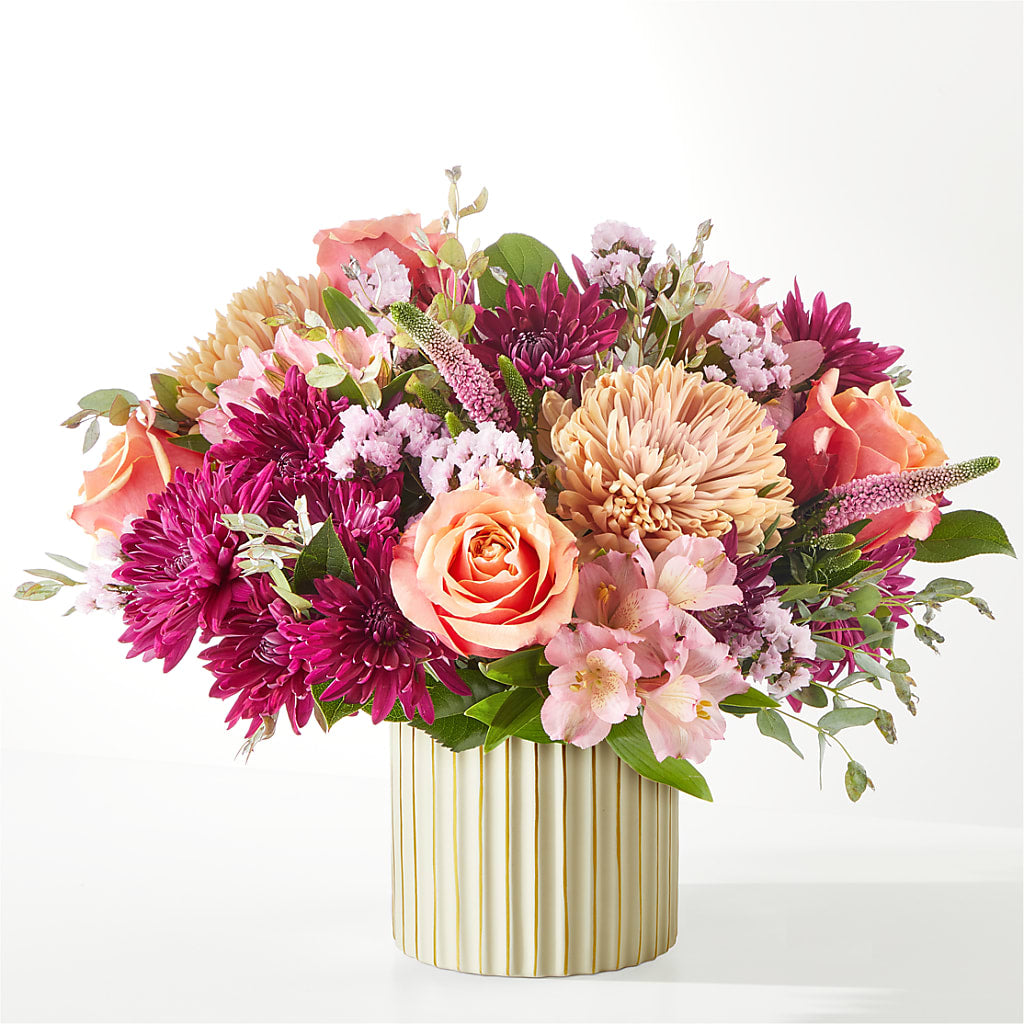 Berry Cobbler Bouquet with Ivory Vase –  Gutierrez Flowers, Sylmar CA