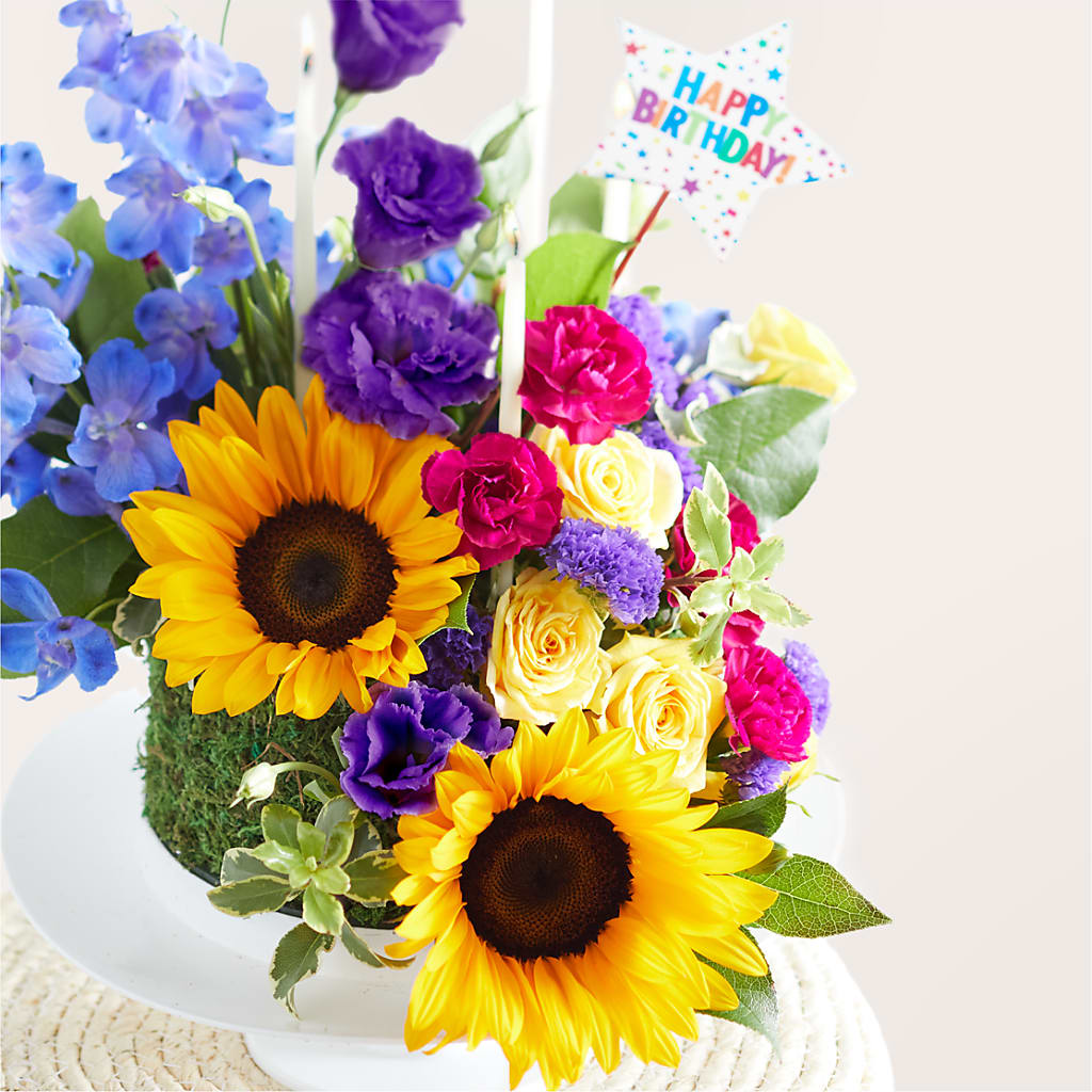 Star of the Day Floral Cake –  Gutierrez Flowers, Sylmar CA